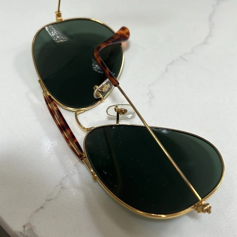 Claiborne Vintage Aviator Gold Rim Tortoise Men’s Green Glass Lens Sunglasses